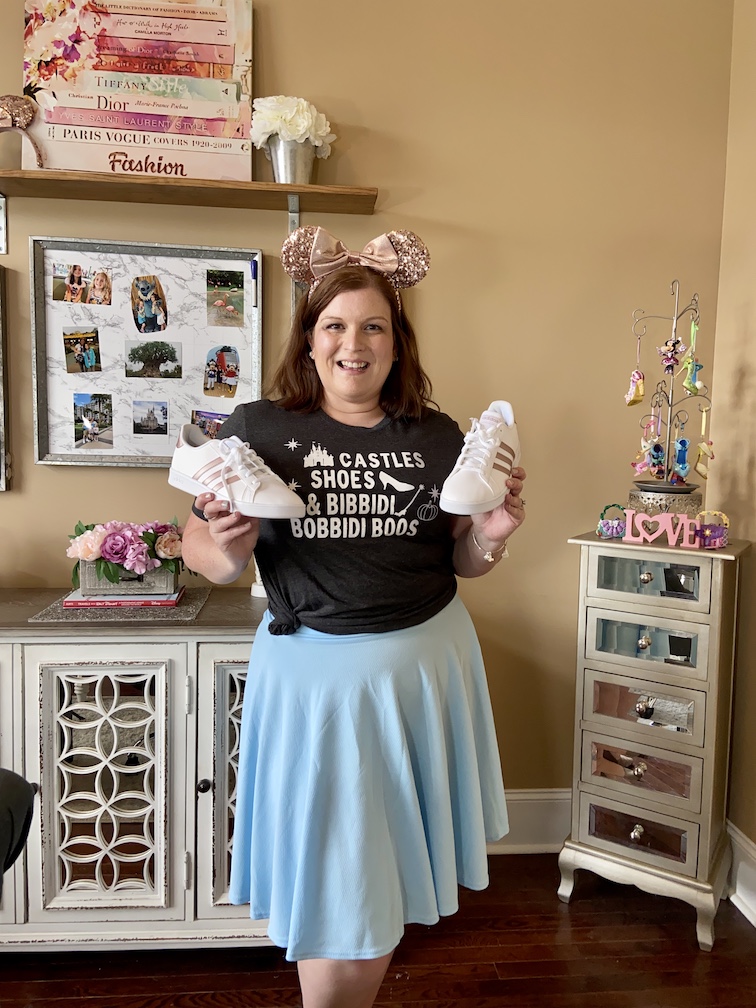 Disney Mom Outfit - Sensible Shoes!